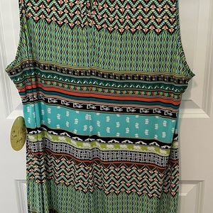 Women’s Emma & Michele sleeveless dress. Key hole opening at neck XL Multi Color